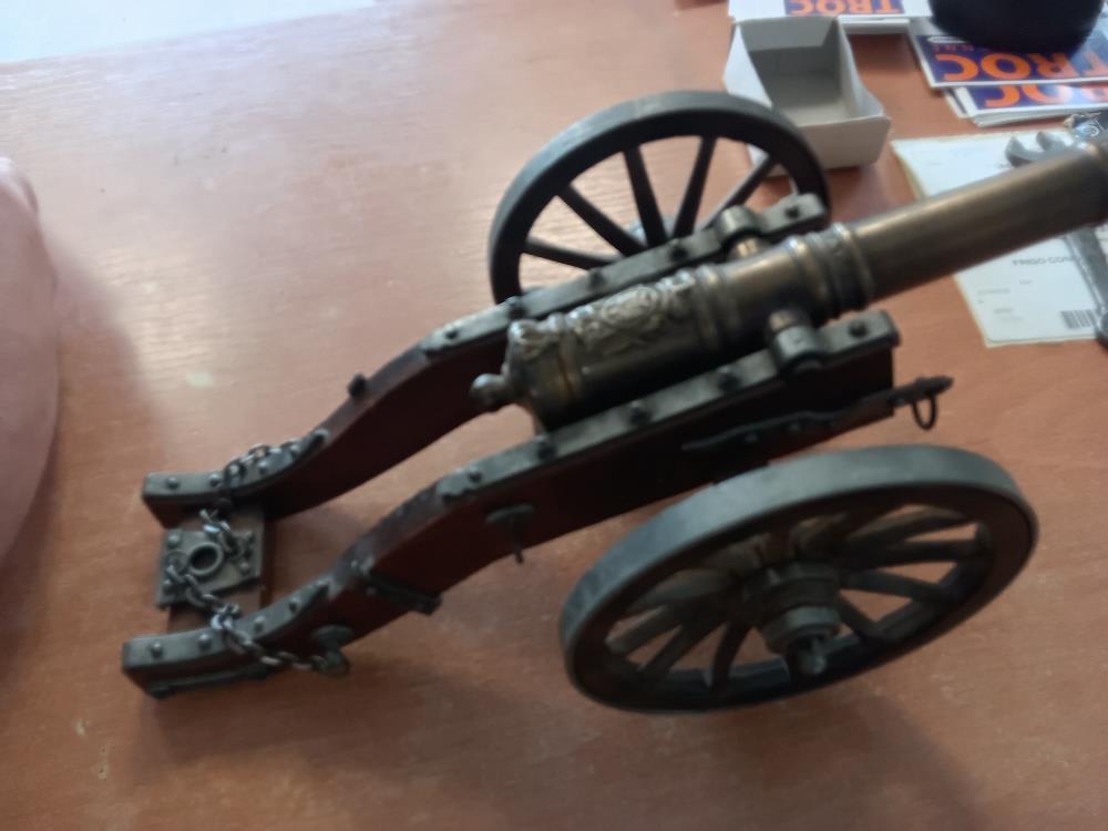 CANON MINIATURE