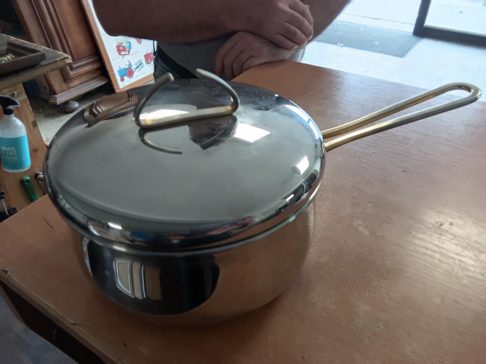 CASSEROLE LAGOSTINA