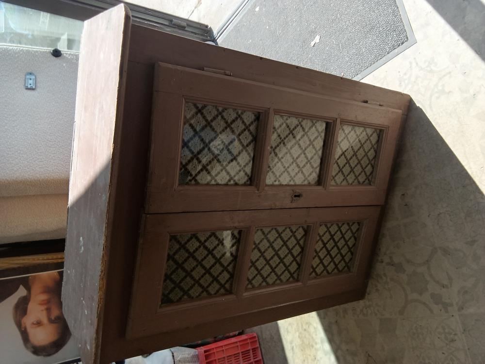 VITRINE ANCIENNE