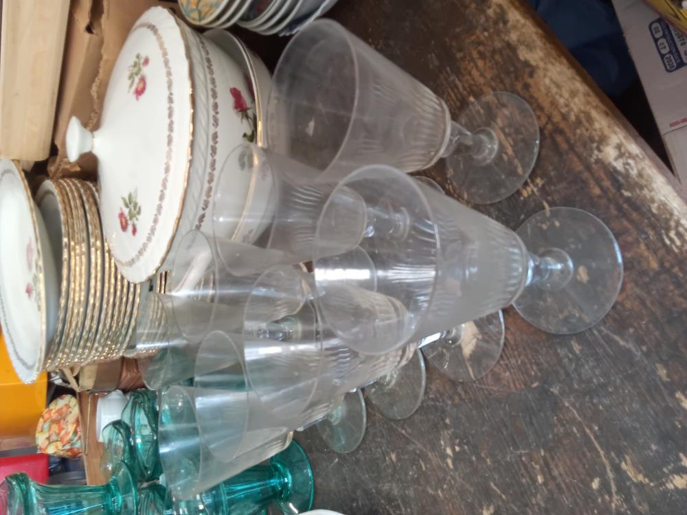 8 VERRES ANCIENS