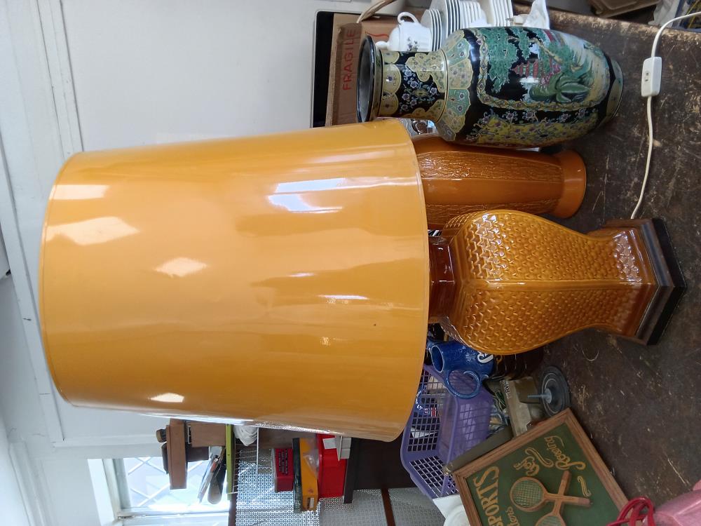 GRANDE LAMPE CERAMIQUE  JAUNE