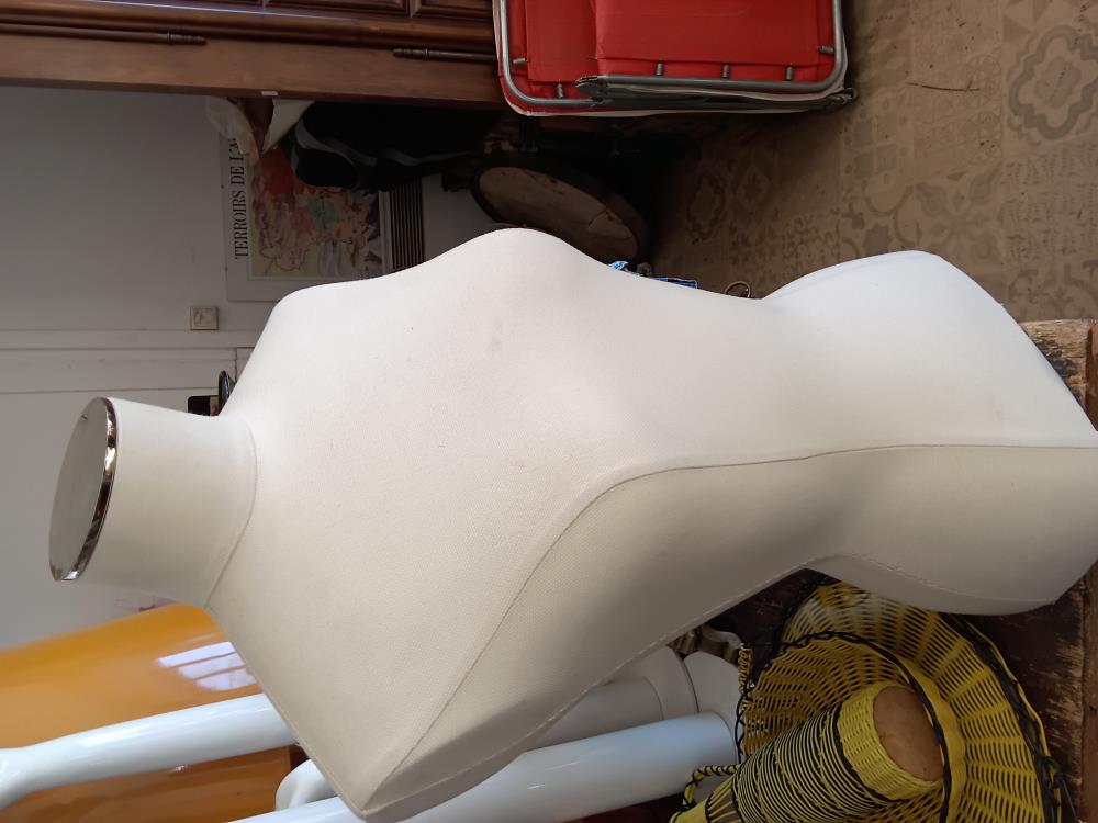 BUSTE MANEQUIN BLANC