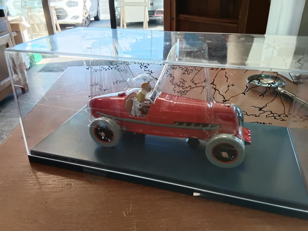 VOITURE TINTIN