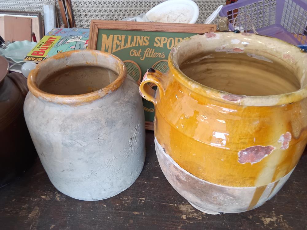 POT VERNISSE JAUNE ANCIEN