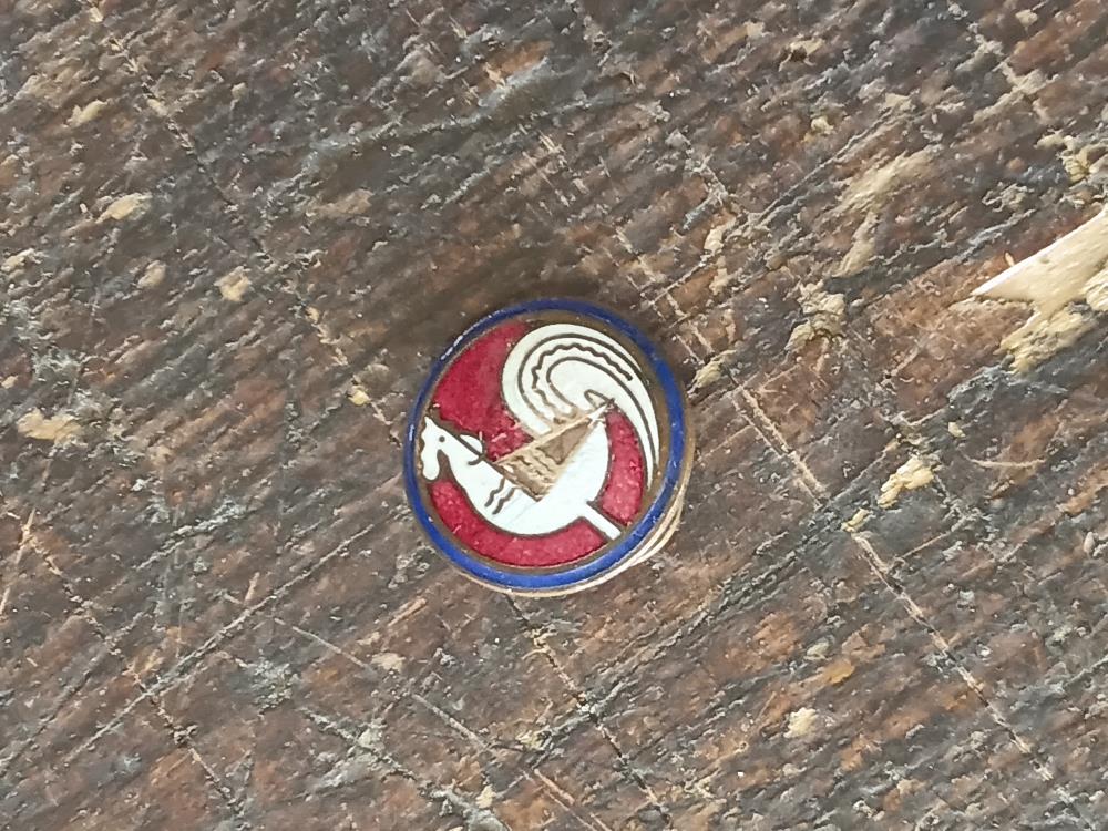INSIGNE DE BOUTONNIERE DES COMPAGNONS DE FRANCE 1940