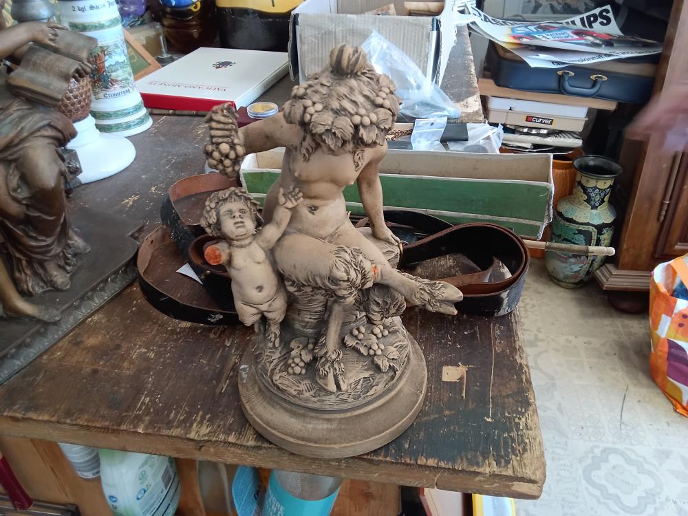 FAUNE EN TERRE CUITE