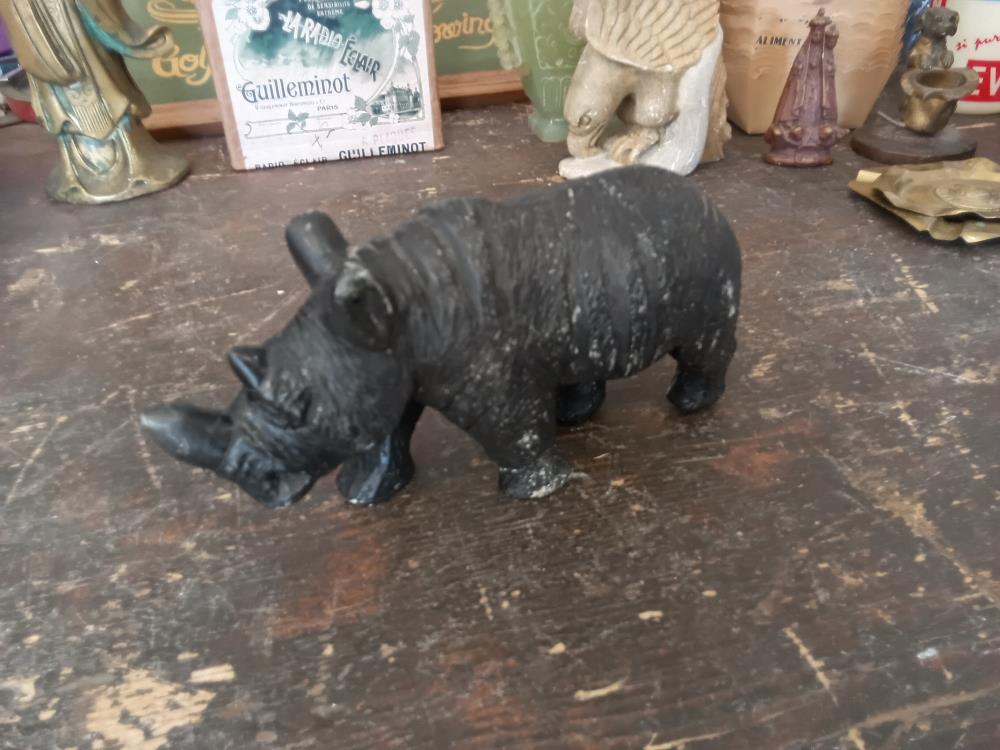 RHINO METAL