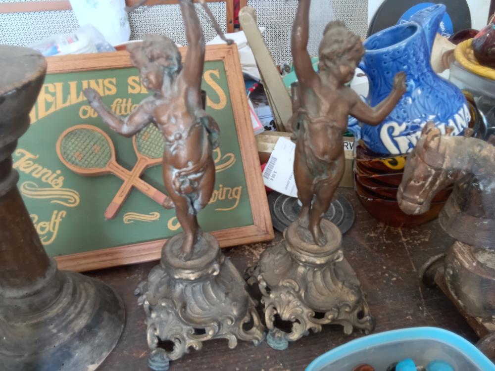 PAIRE D’ANGELOTS REGILE