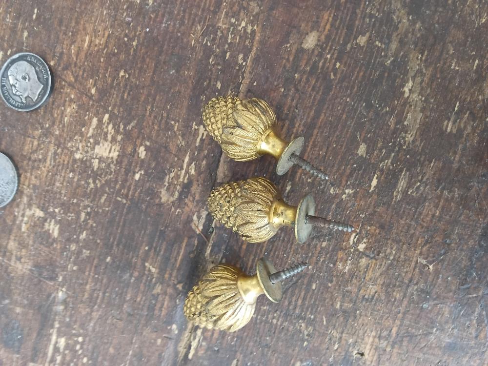 3 GLANDS BRONZE