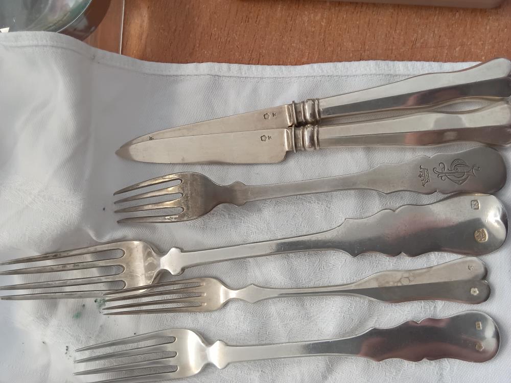 6 COUVERTS ARGENT 750 247G