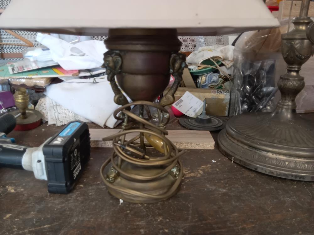 LAMPE ANCIENNE CU