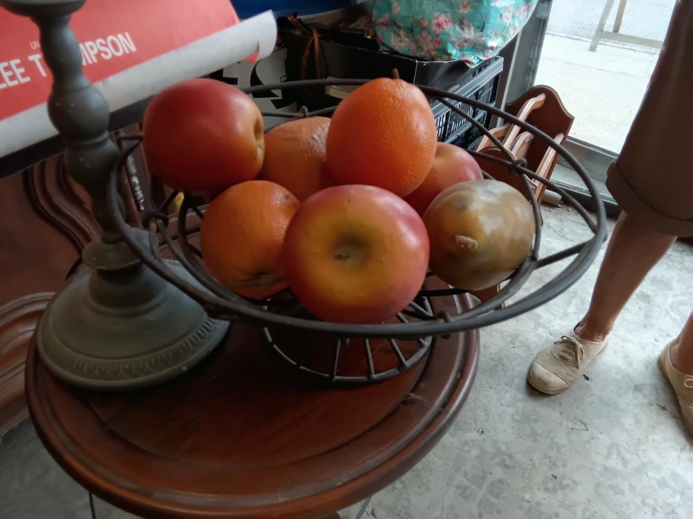 PANIER A FRUITS METAL