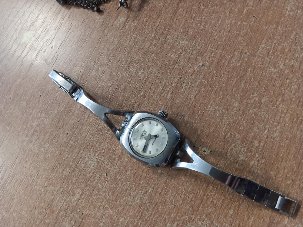 MONTRE FEMME MORTIMA
