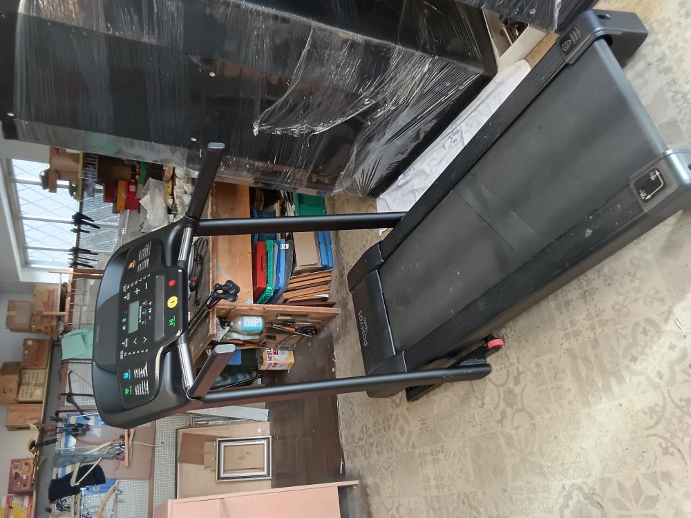 TAPIS DE MARCHE ELECTRIQUE DOMYOS