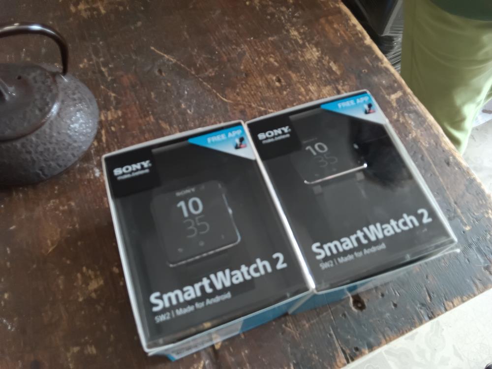 MONTRE CONNECTEE SONY