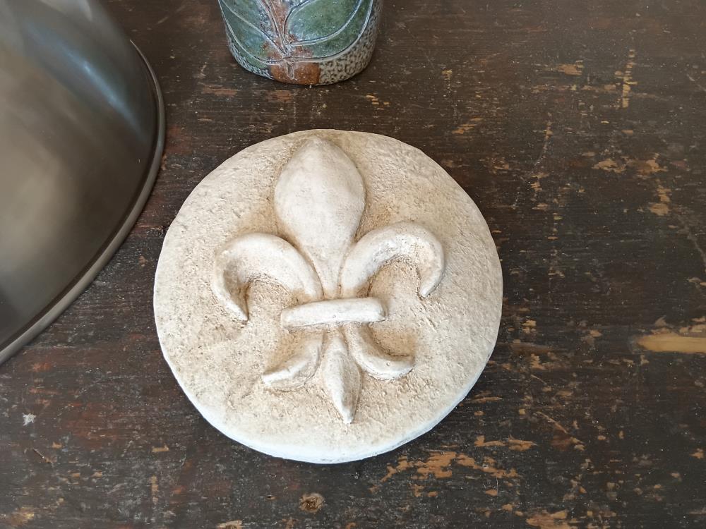 FLEUR DE LYS