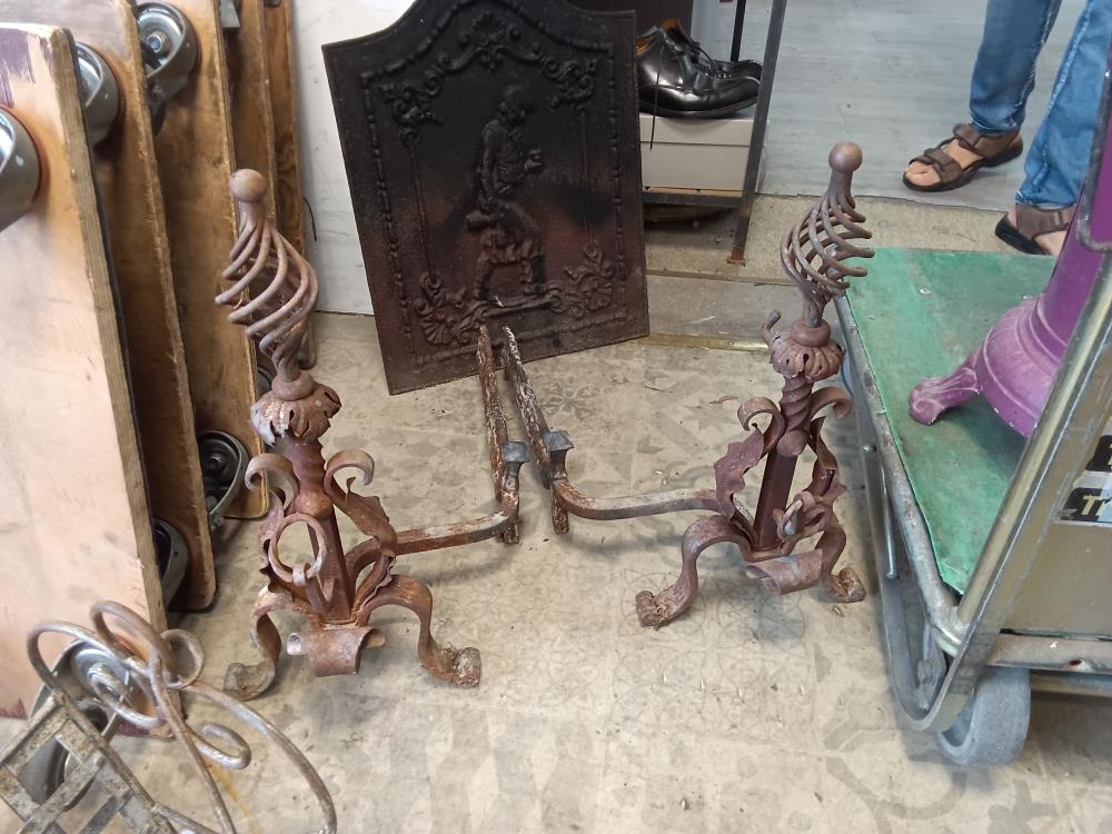 PAIRE DE CHENETS ANCIENS