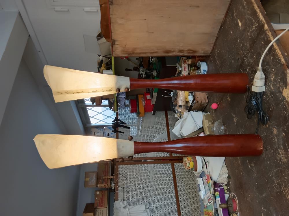 PAIRE DE LAMPES AN 70 BOIS