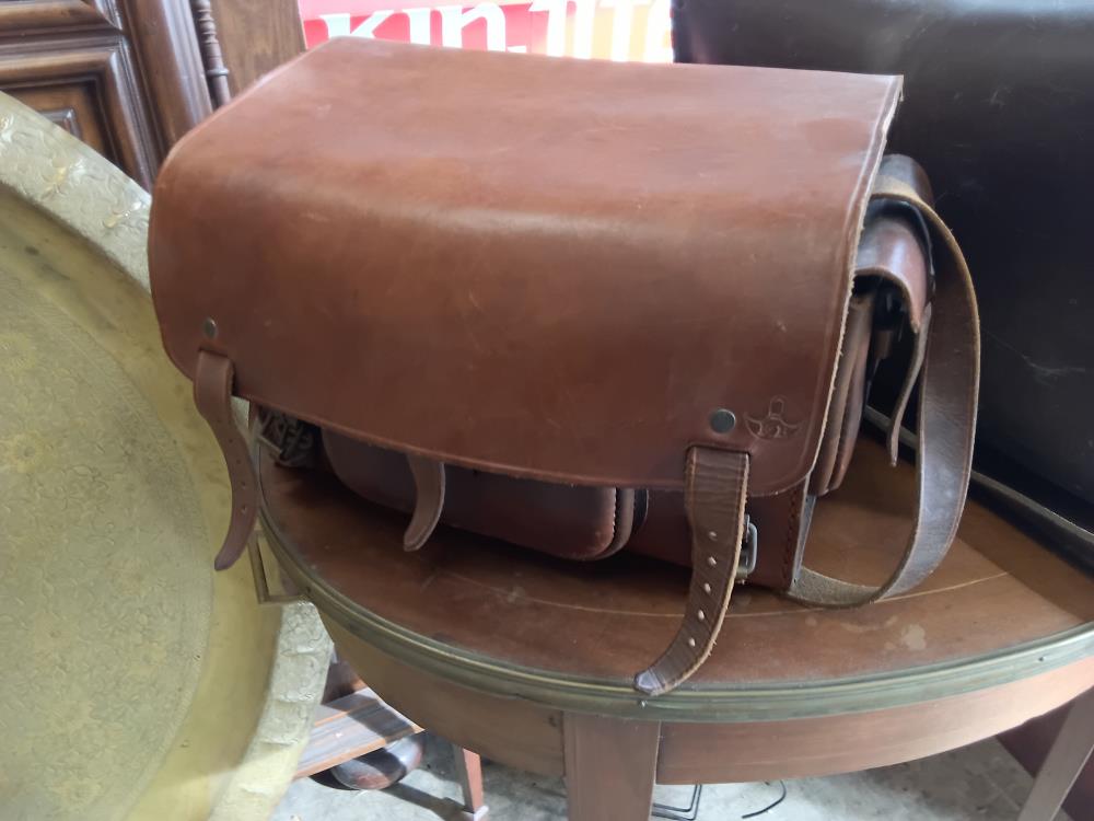 SACOCHE OUTILS CUIR