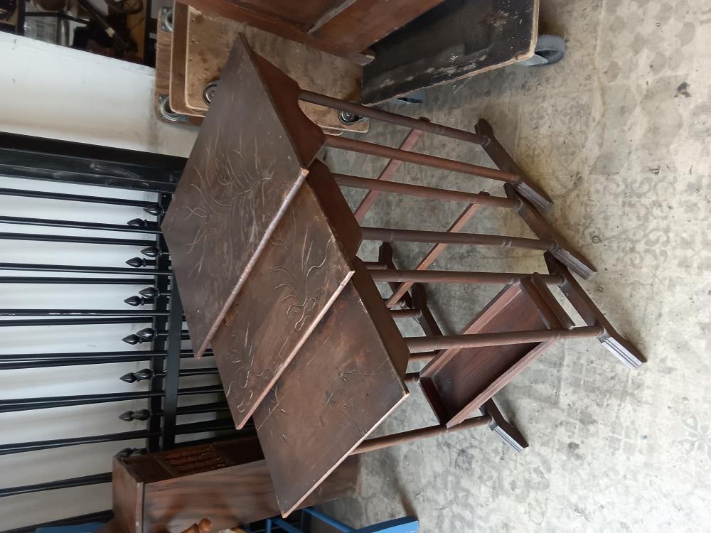 3 TABLES GIGOGNES 