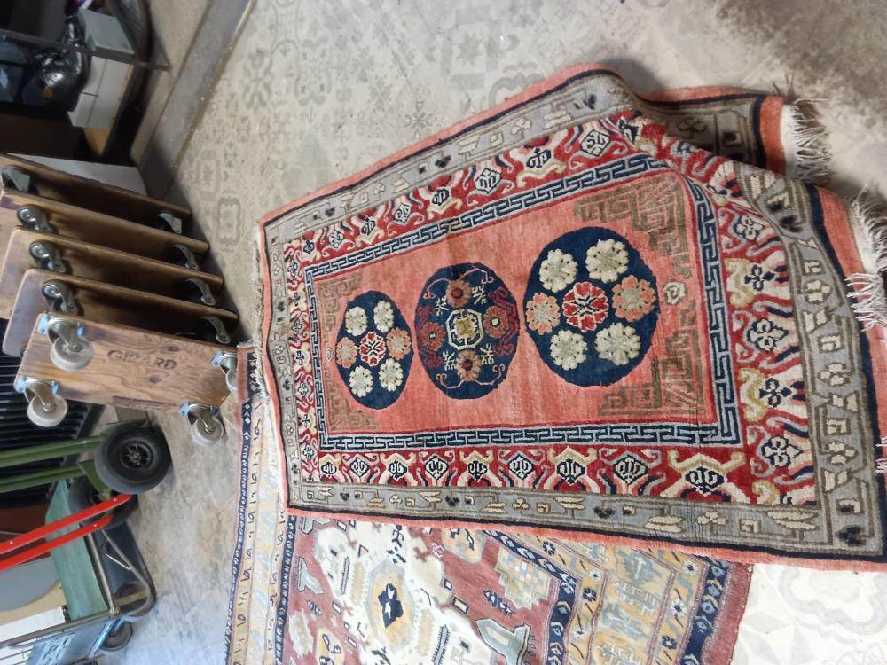 TAPIS ROSE ASIATIQUE 165X90