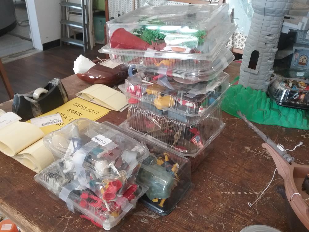 BOITE PLAYMOBIL