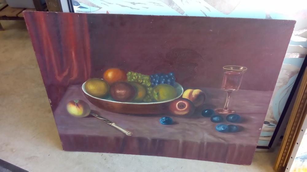 NATURE MORTE COUPE DE FRUITS