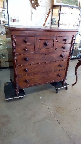 COMMODE ÉCOSSAISE ACAJOU