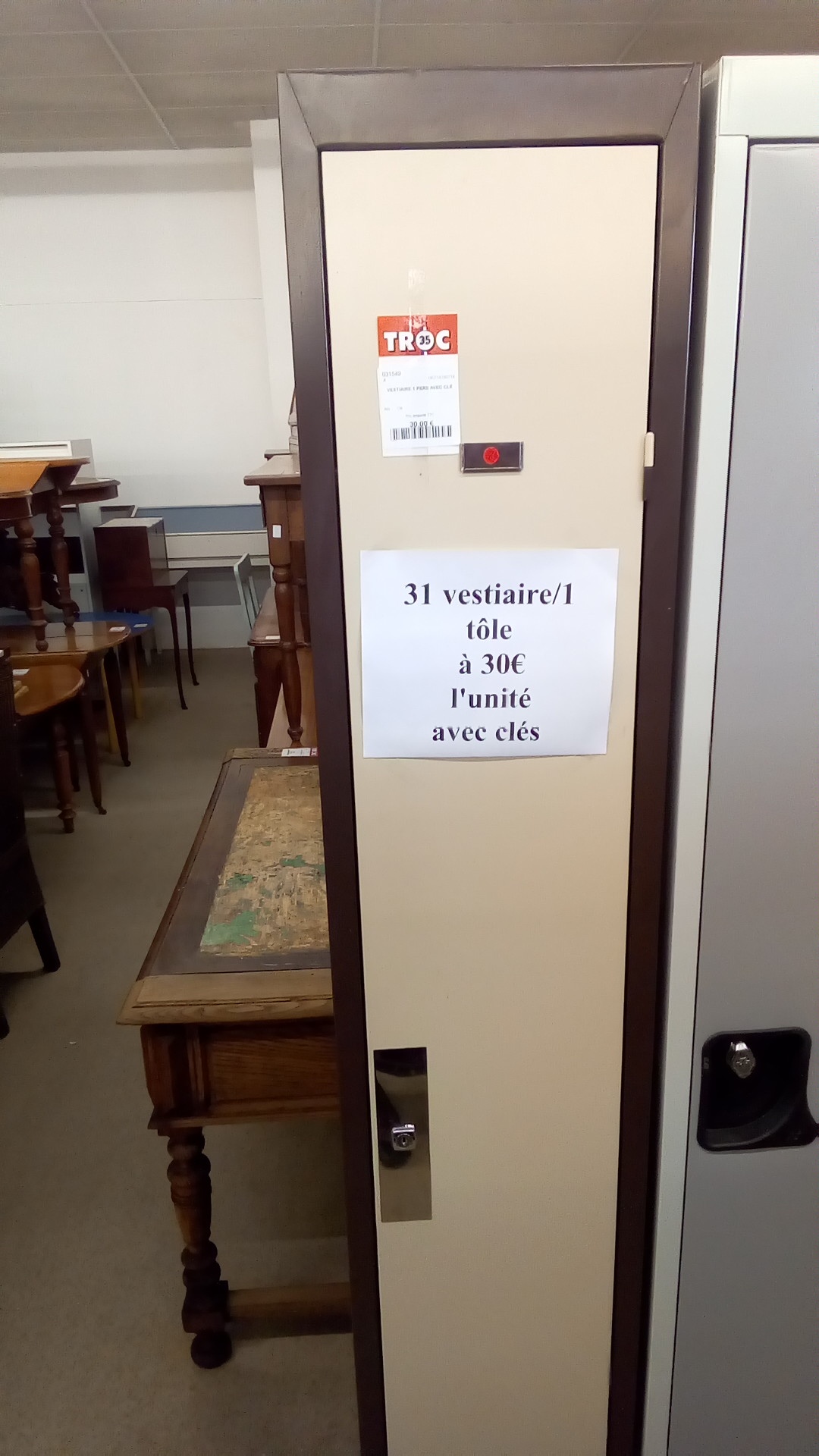 VESTIAIRE 1 PERS AVEC CLÉ