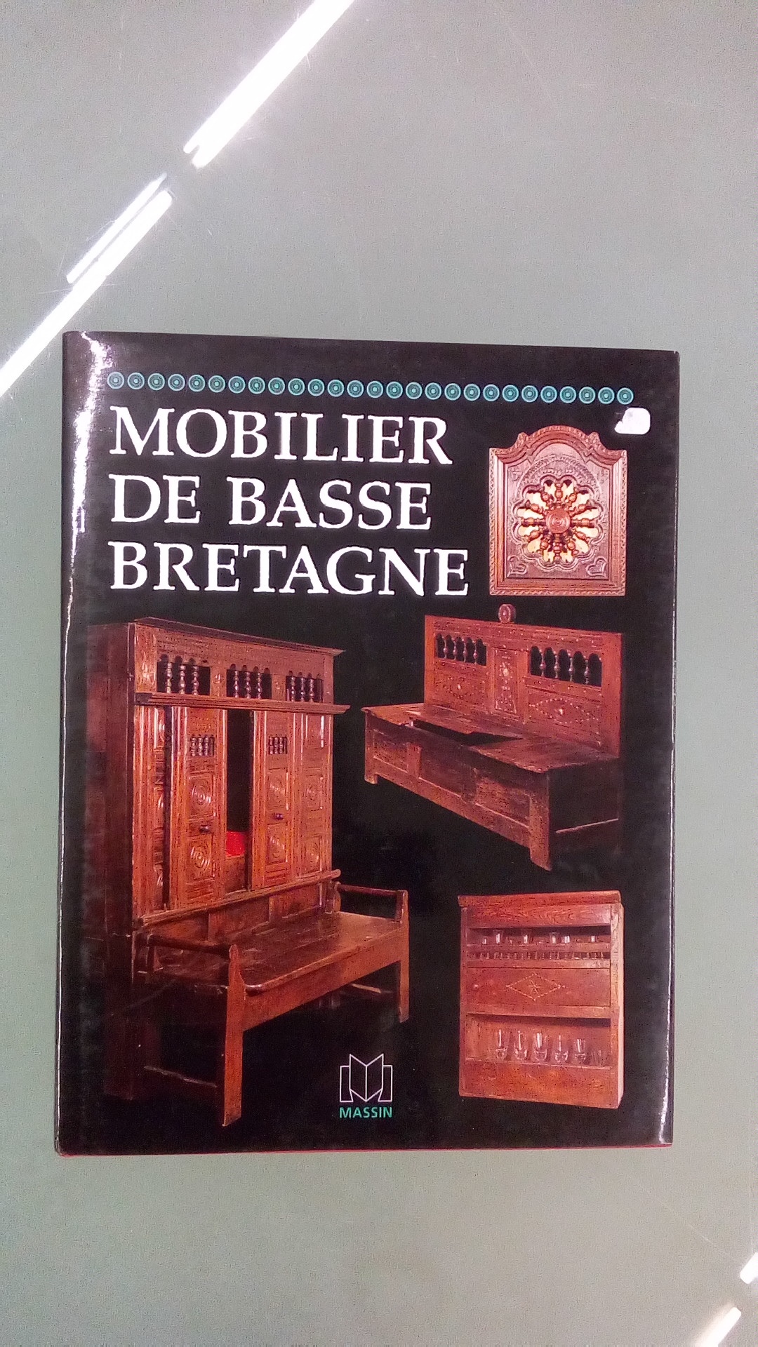 MOBILIER BASSE BRETAGNE