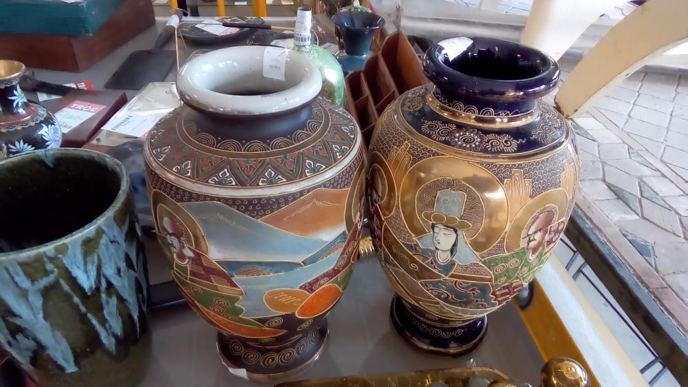 VASE ASIATIQUE 