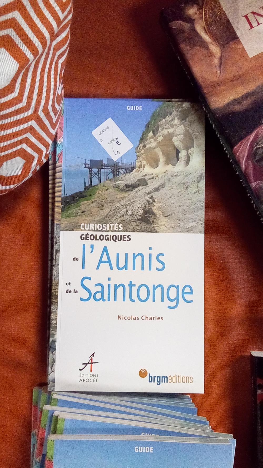 CURIOSITES AUNIS ET SAINTONGE