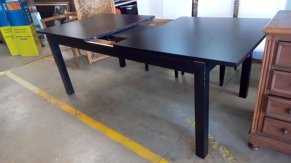 TABLE MODERNE 95 X 260 AVEC SES 2 ALLONGES