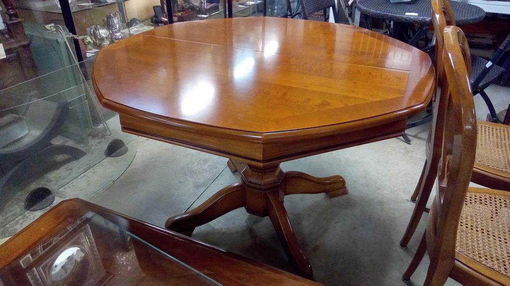 TABLE MERISIER PIED CENTRAL 2 ALLONGES