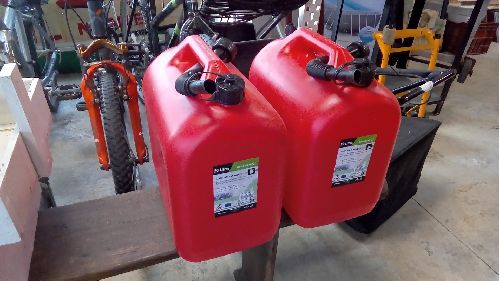 JERRICAN ROUGE 20 LITRES