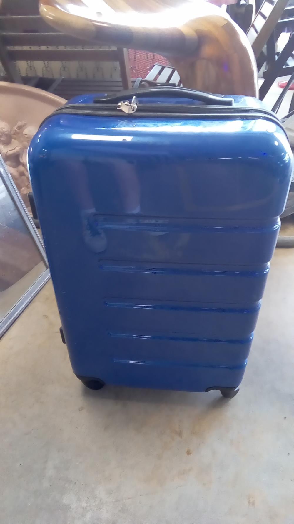 VALISE RIGIDE BLEUE