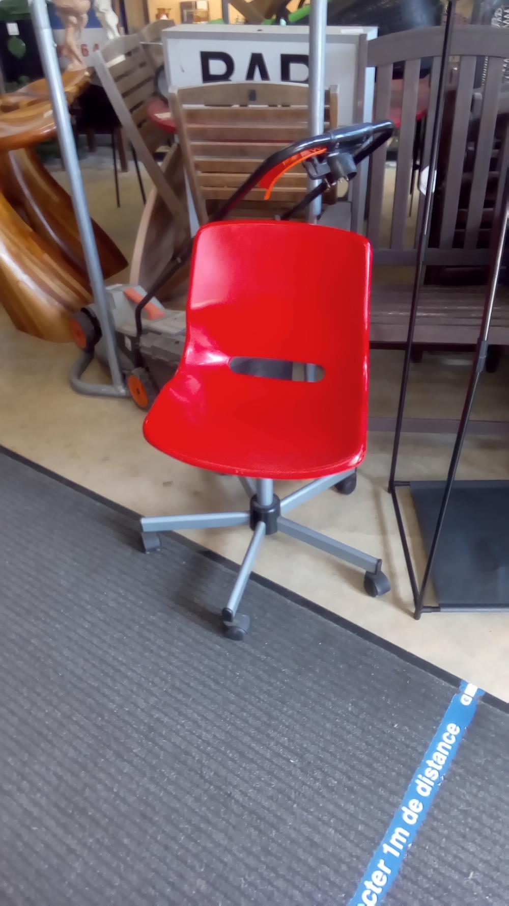 CHAISE DE BUREAU ROUGE