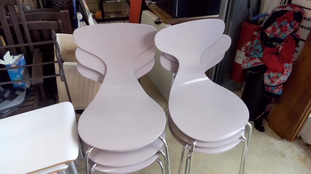 LOT DE 6 CHAISES MODERNES