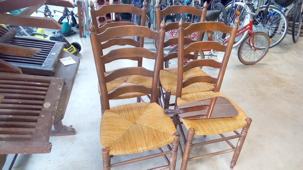 CHAISES PAILLÉES X4