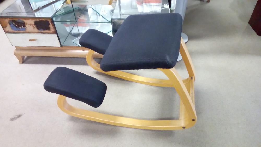 SIÈGE ERGONOMIQUE STOKKE