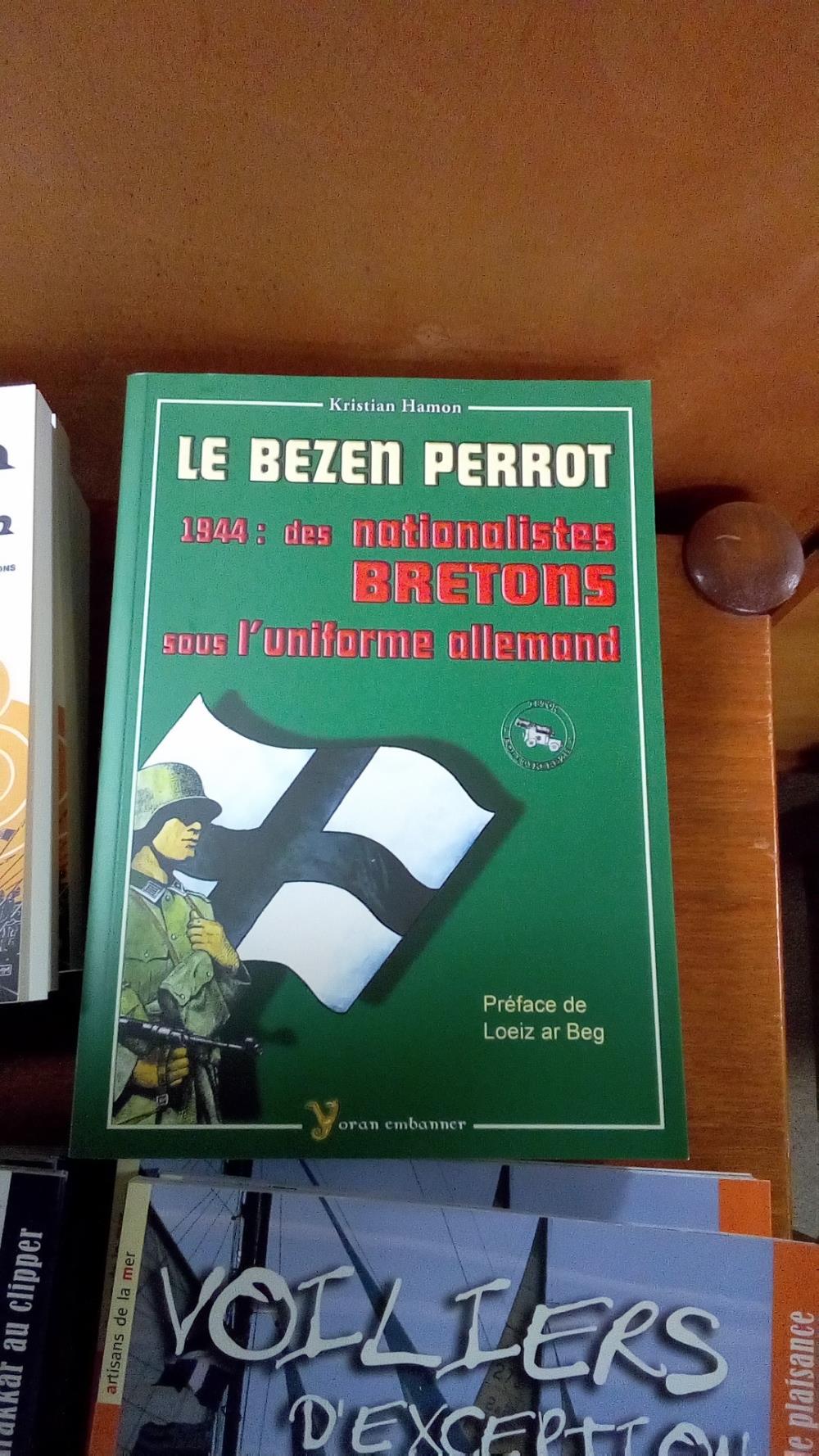 BEZEN PERROT 1944