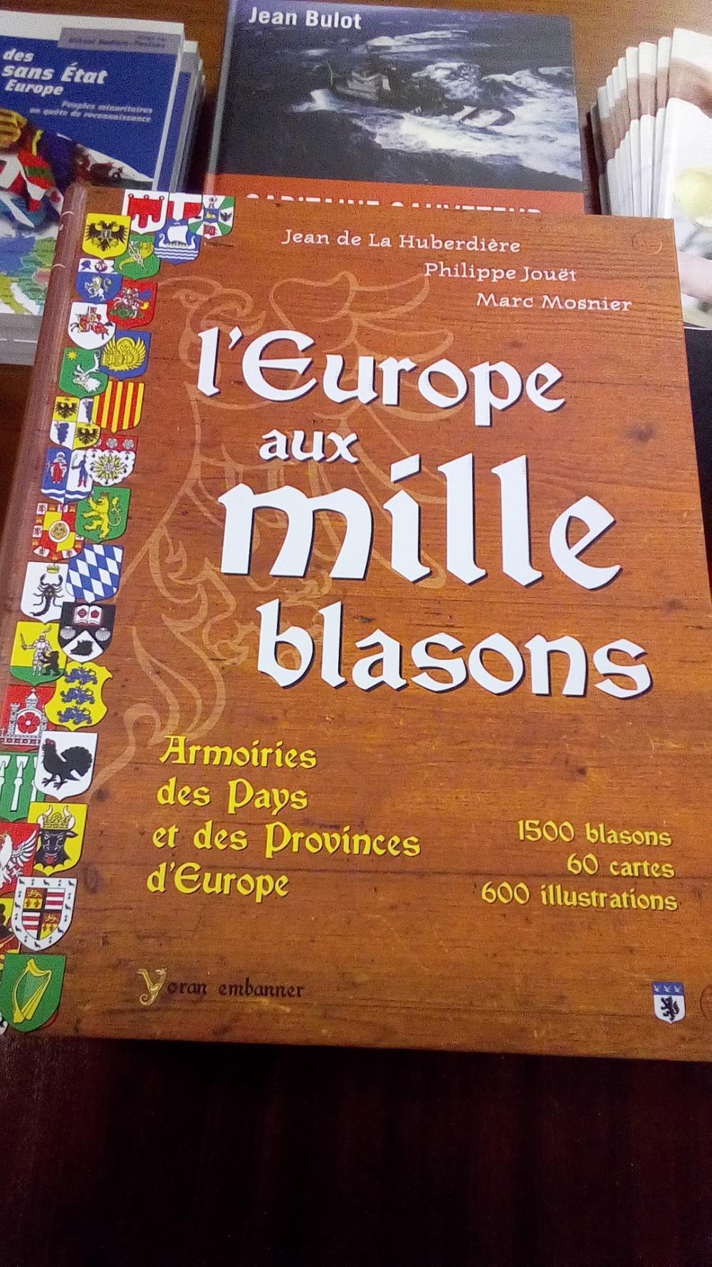 EUROPE AUX MILLE BLASONS