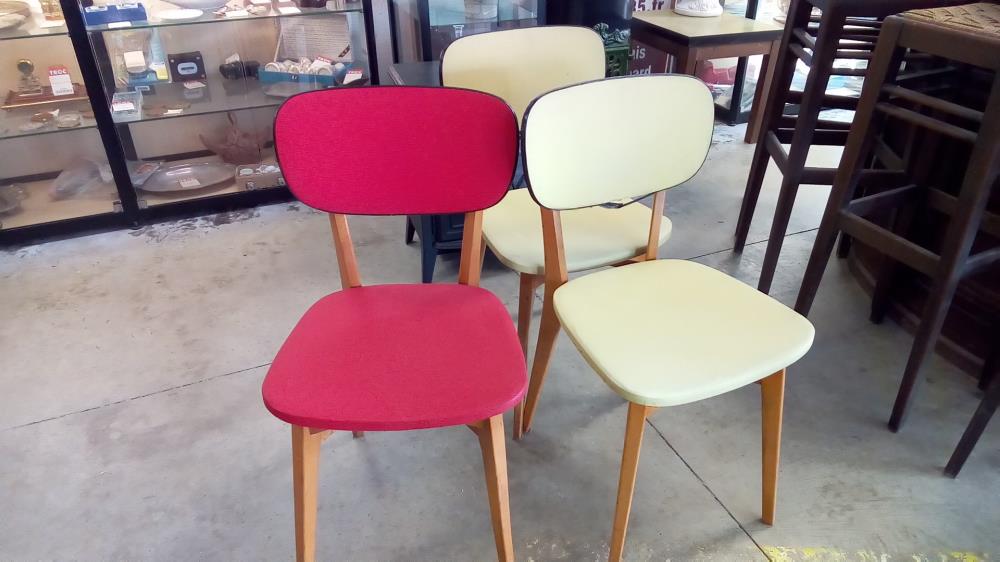 LOT DE 3 CHAISES VINTAGE ANNÉES 50