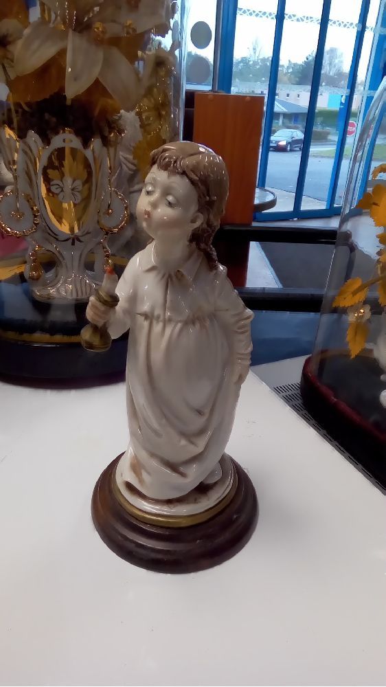 STATUETTE CAPODIMONTE