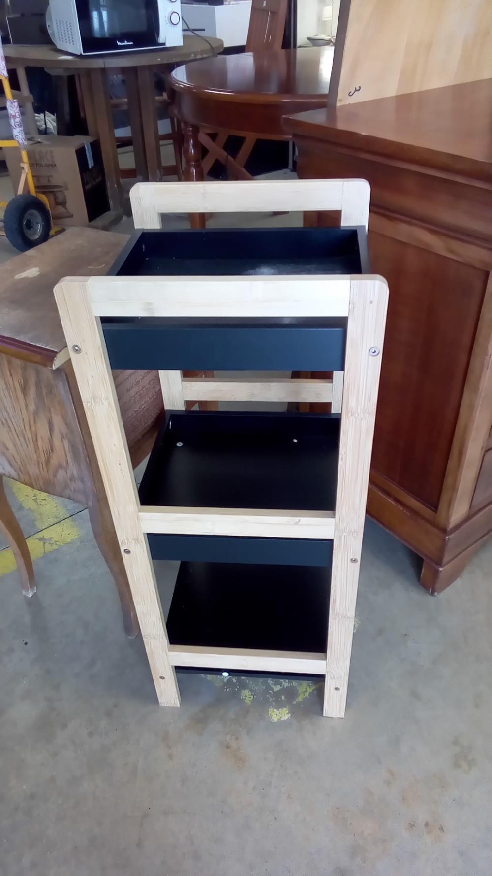 PETIT MEUBLE