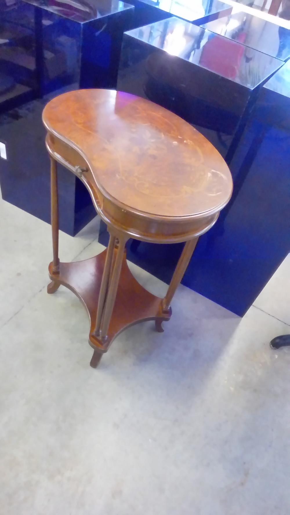 MEUBLE D'APPOINT FORME ROGNON 1 TIROIR
