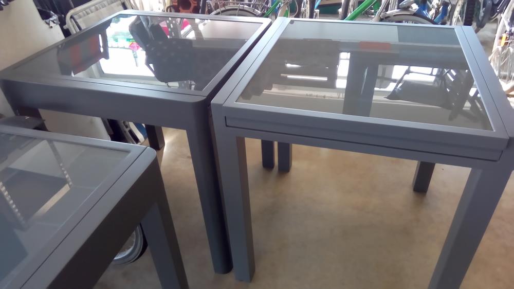 PETITE TABLE EXTENSIBLE EXTÉRIEURE