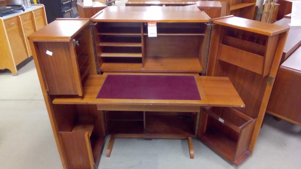 BUREAU CABINE VINTAGE SANS ÉCLAIRAGE (CLÉ) 84X56X113