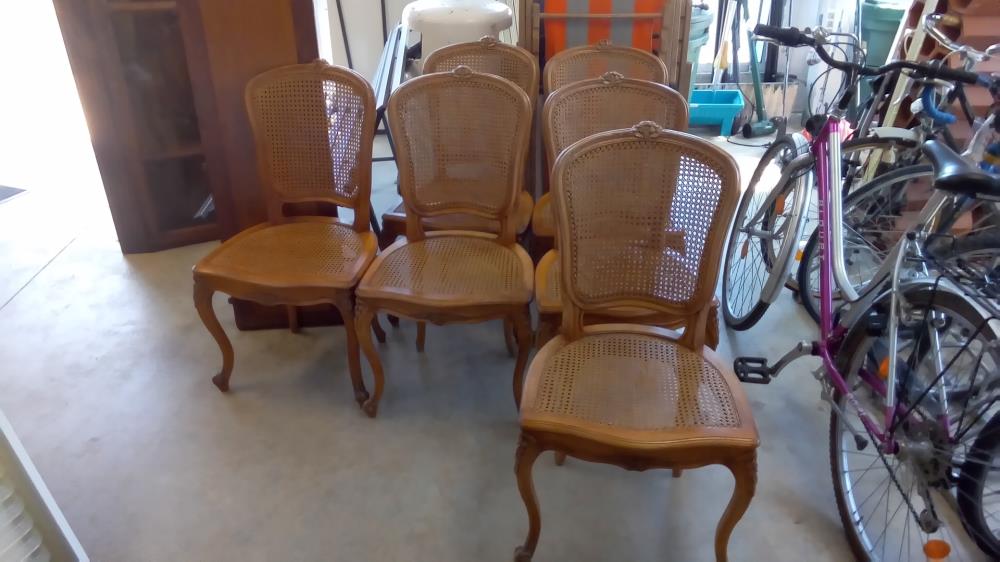 6 CHAISES CANNÉES EN L'ÉTAT ( DÉCOLORATION )