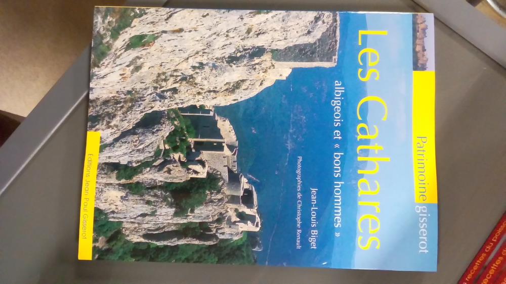CATHARES